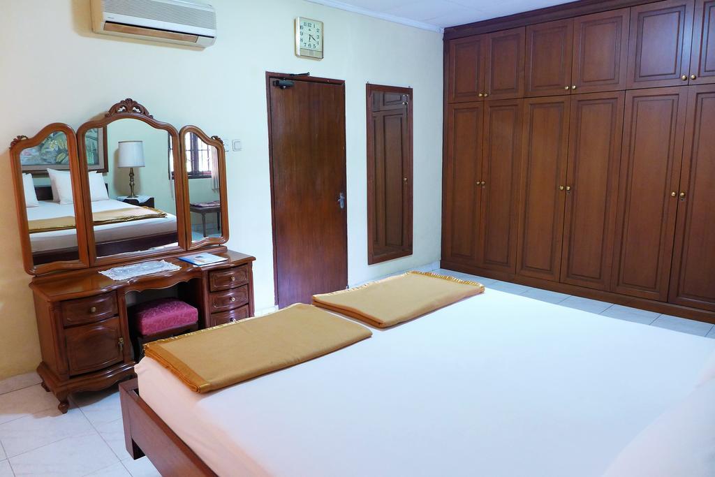 Meranti Guest House Jakarta Extérieur photo