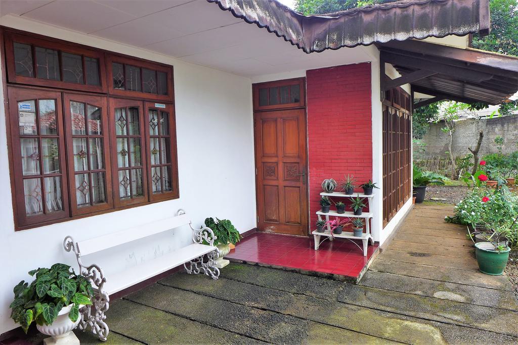 Meranti Guest House Jakarta Extérieur photo