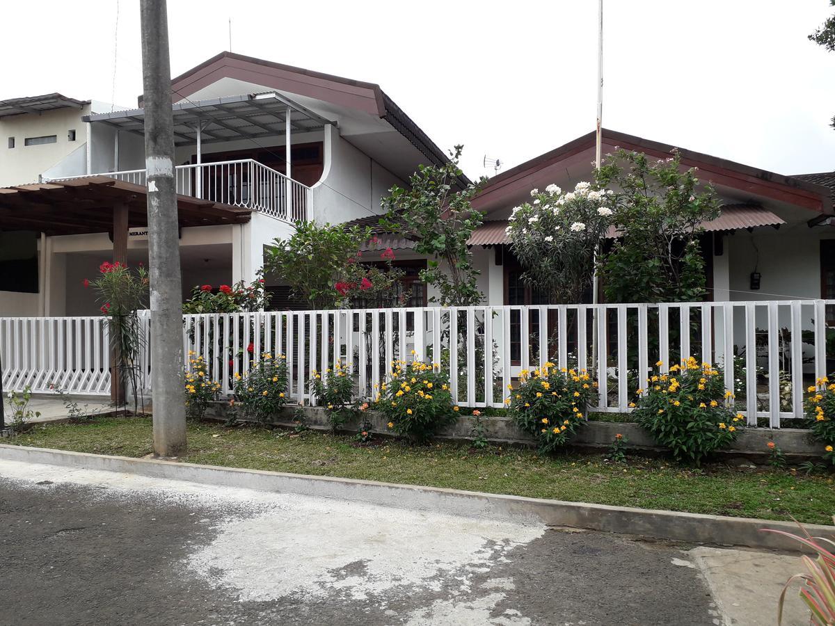 Meranti Guest House Jakarta Extérieur photo